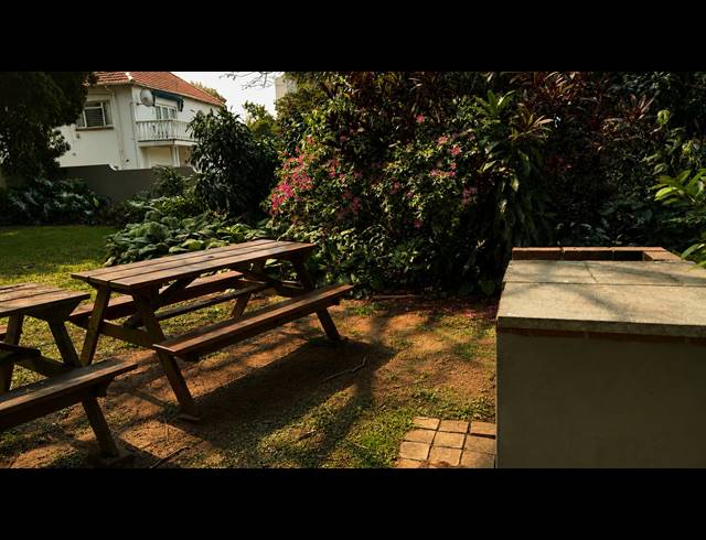 2.5 BEDROOM FLAT TO LET IN MORNINGSIDE